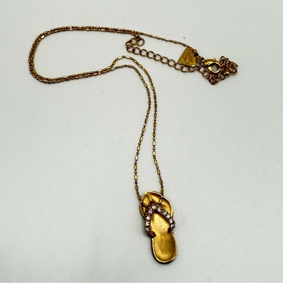 Cookie Lee Gold Flip Flop Necklace - Picture 3 of 4